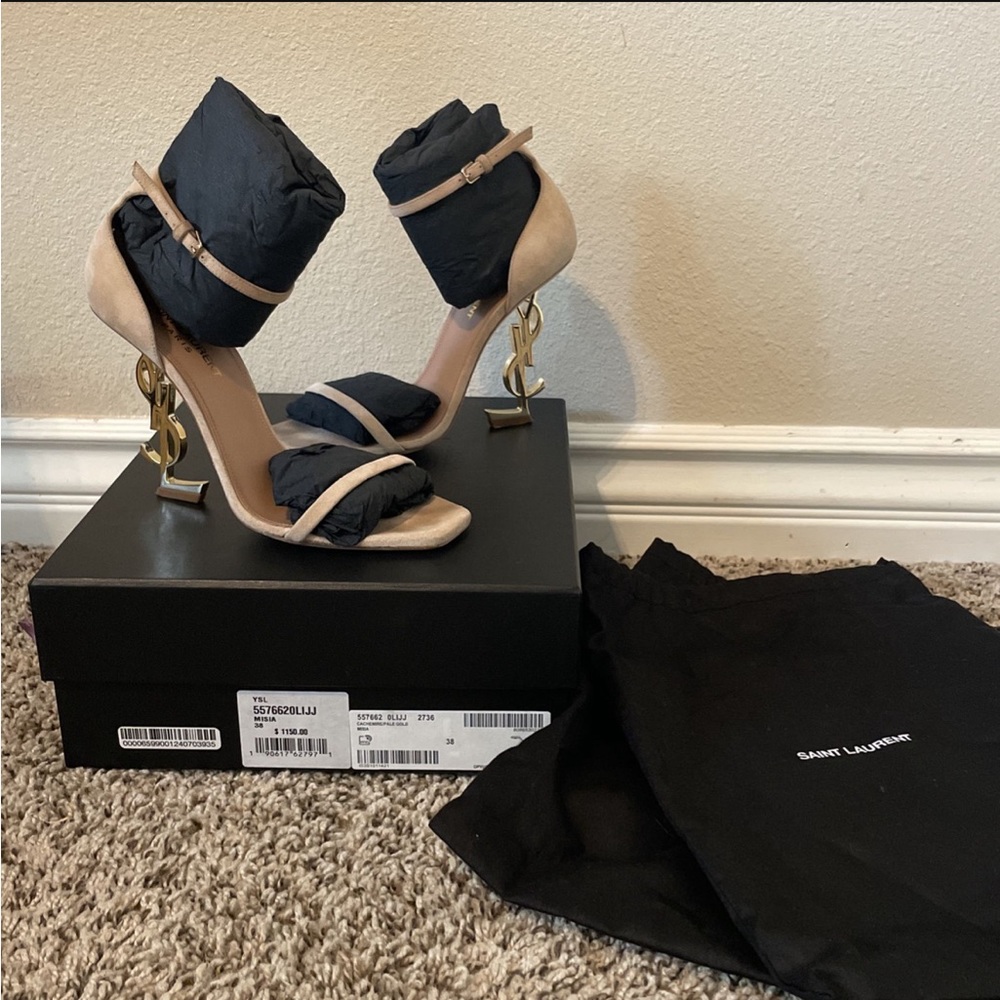 YSL NUDE HEELS